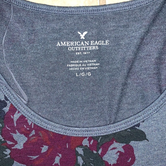 American Eagle Women’s Cropped Long Sleeve - Picture 2 of 3